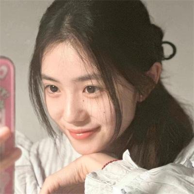 怕羞的黄莺